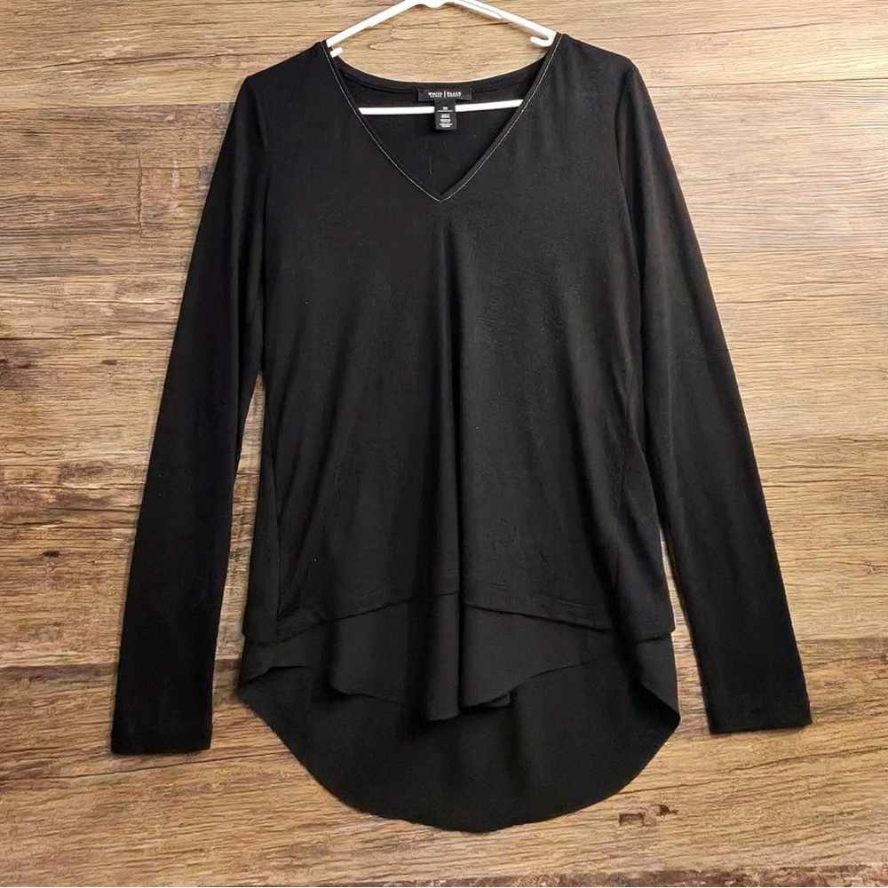 White House‎ Black Market Black V-Neck Blouse